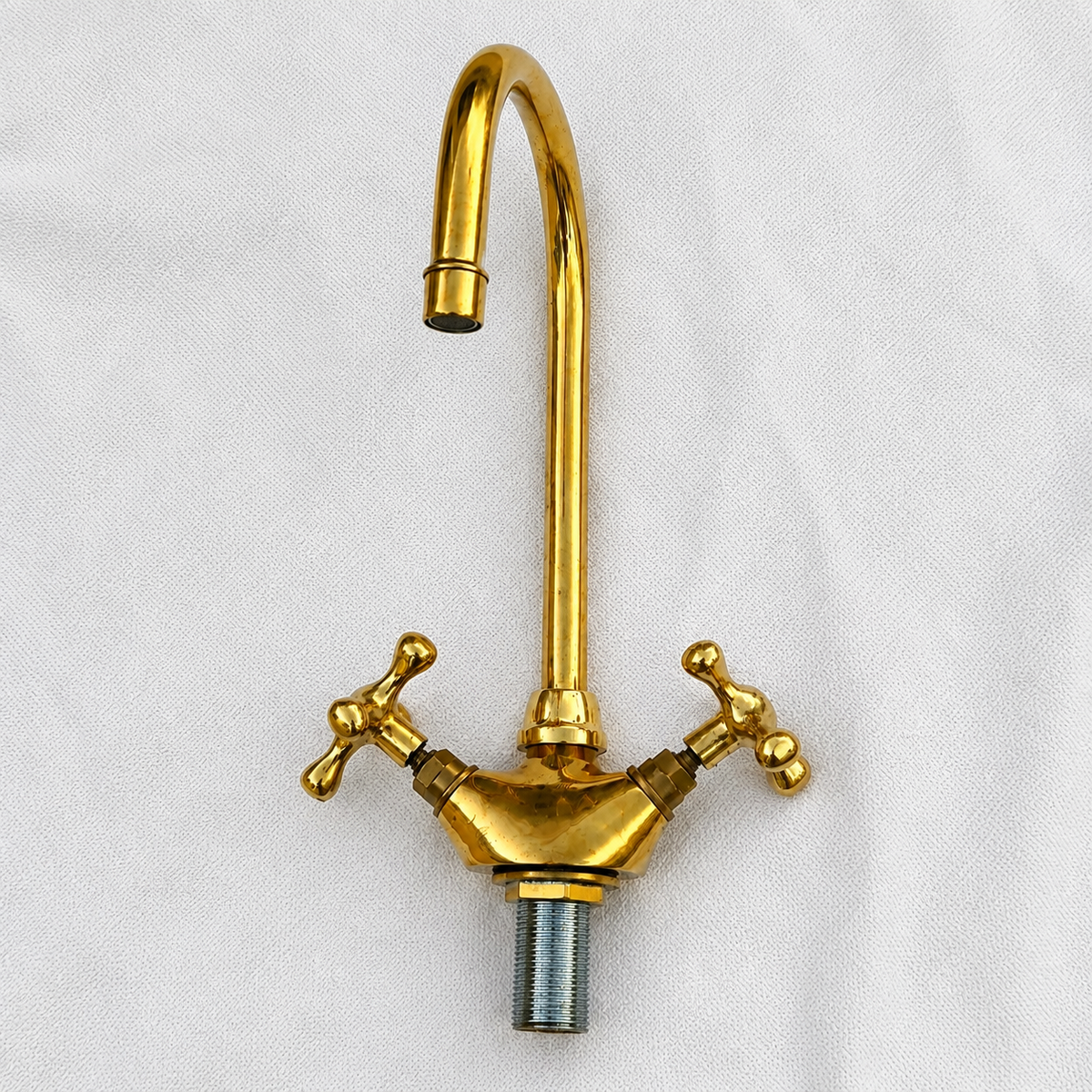 Vintage Brass Kitchen & Bathroom Faucet – Moroccan Classic Style