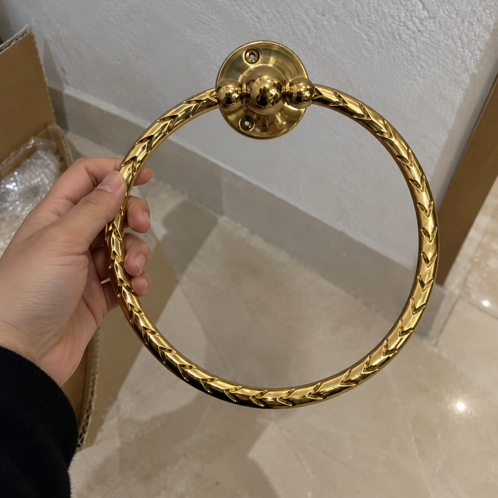 Luxury Gold Bathroom Towel Ring – Moroccan-Inspired Design